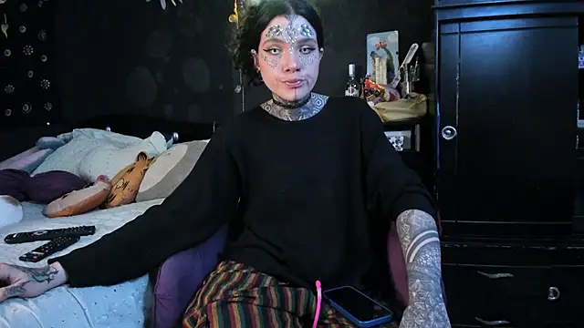 Lilmarieee online show from November 27, 9:39 pm