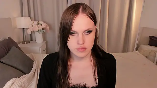 EffieMinki online show from February 27, 10:20 pm