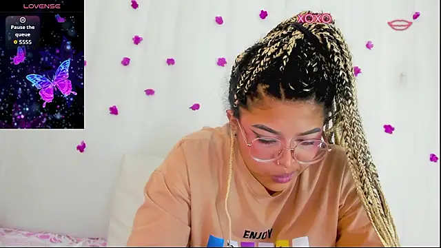 moana taylor online show from January 17, 3:52 pm