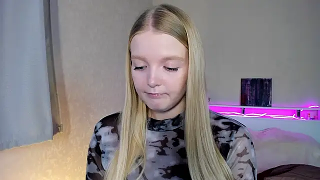 Snapshot of Ssweet_annie chatting on October 22, 4:12 pm Ssweet annie online show from October 22, 4:12 pm