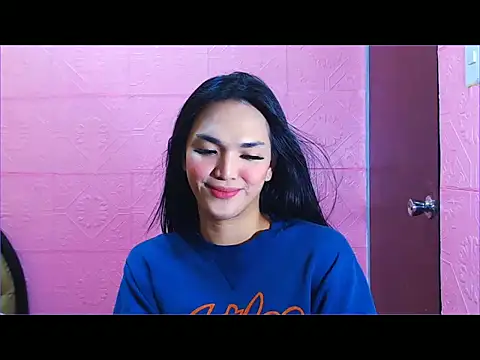 Snapshot of WONDERWOMAN2023 chatting on October 4, 6:23 pm WONDERWOMAN2023 online show from October 4, 6:23 pm