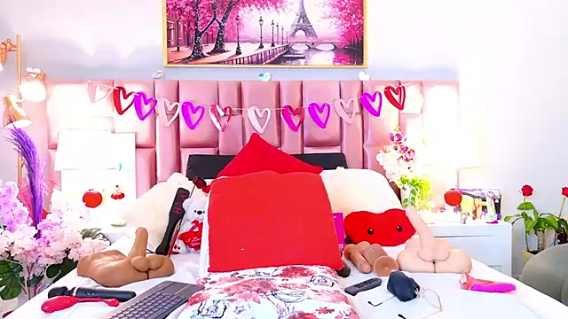 Anaa Bellaa online show from February 14, 1:46 pm