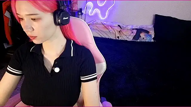 Maya Viola online show from October 12, 6:27 am