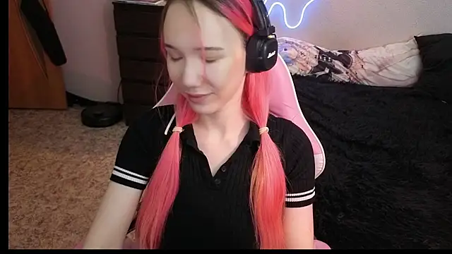 Maya Viola online show from February 10, 5:54 am