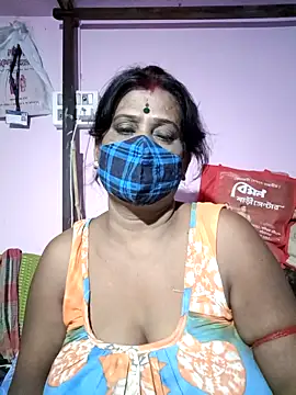 Snapshot of parioo7 chatting on October 22, 6:57 pm parioo7 online show from October 22, 6:57 pm