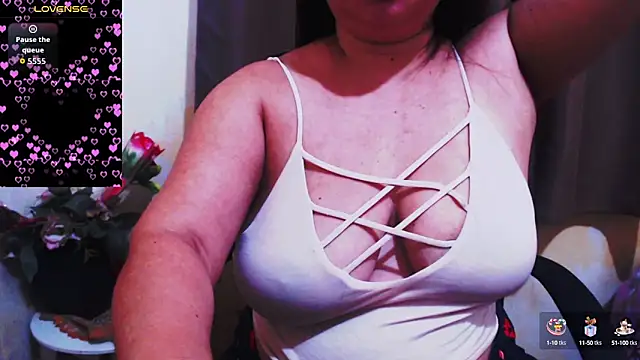 Snapshot of Alliayah_Hollyx chatting on September 22, 7:45 pm Alliayah Hollyx online show from September 22, 7:45 pm
