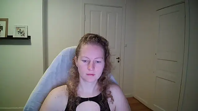 Girlnina-1995 online show from November 5, 8:52 am