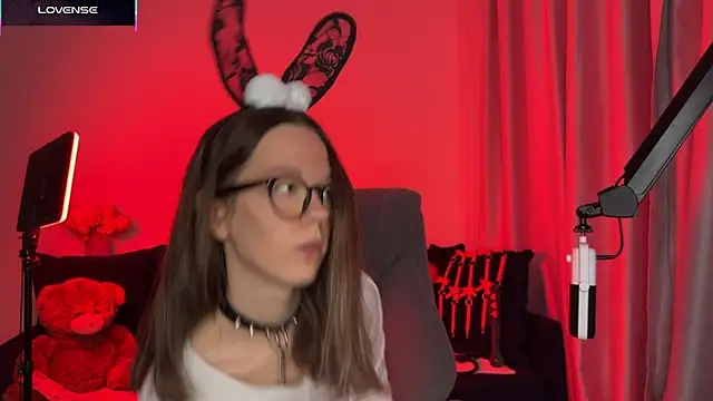 Snapshot of SharkyBaby chatting on October 20, 4:10 pm SharkyBaby online show from October 20, 4:10 pm