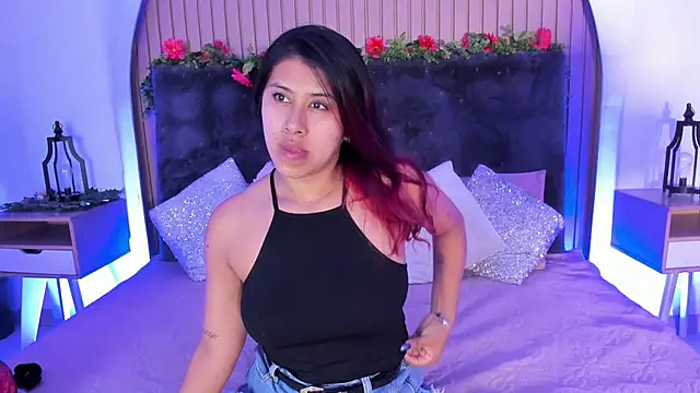 Karlagonzales  online show from October 21, 9:46 am