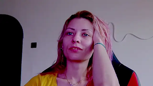 karo123421 online show from November 18, 10:27 am