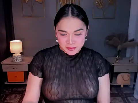 MaxeneCullens online show from November 7, 3:34 am