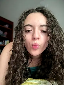 Snapshot of AshleyKim_ chatting on September 22, 8:40 pm AshleyKim  online show from September 22, 8:40 pm