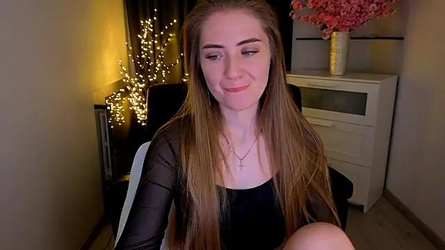 Adelyna Bird online show from February 15, 7:51 am