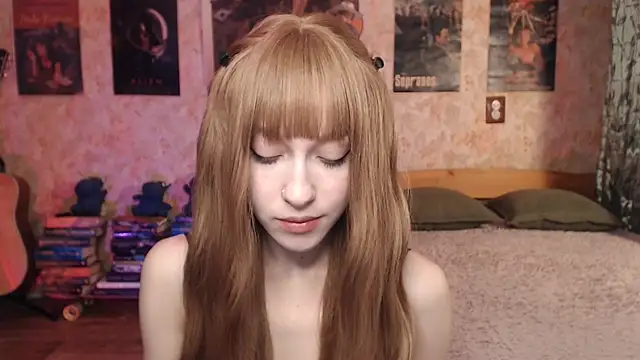 Friendly Ellie online show from February 1, 12:20 am