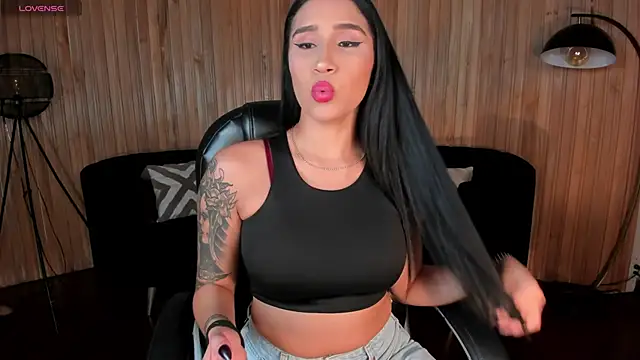 NickyLawson online show from February 9, 4:15 am