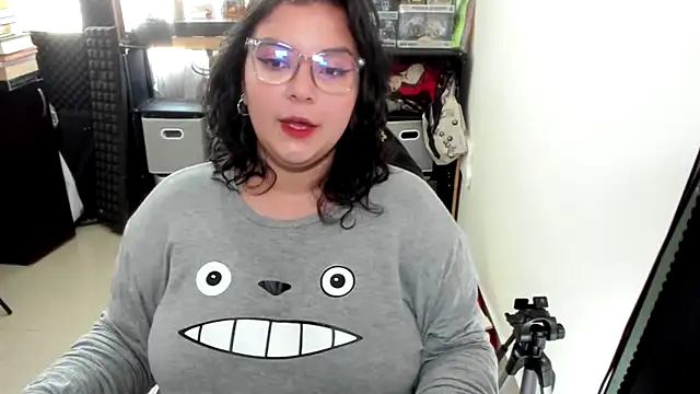 aika-dreams online show from October 22, 12:54 pm