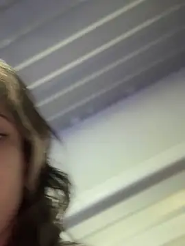 stormytt  online show from September 13, 7:49 am