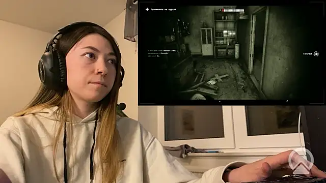 chibi moon  online show from February 20, 8:09 pm