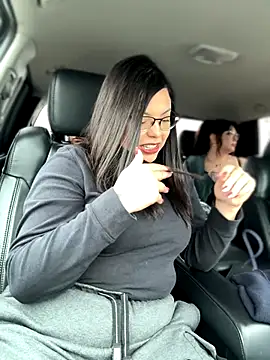 drizzypeach602 online show from October 25, 9:54 pm