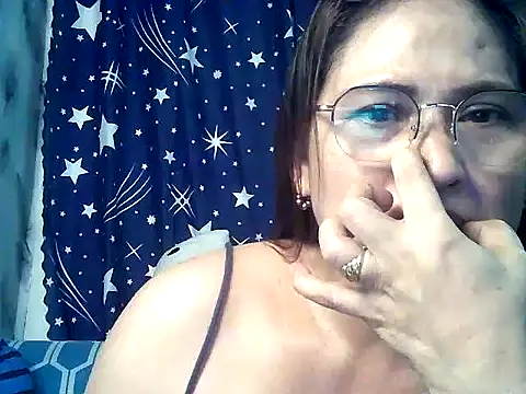 Amazing Angel22 online show from January 8, 3:43 am