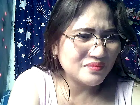 Amazing Angel22 online show from January 13, 11:20 pm