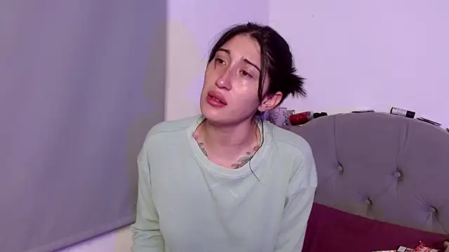 Red-moon1 online show from September 19, 4:33 am