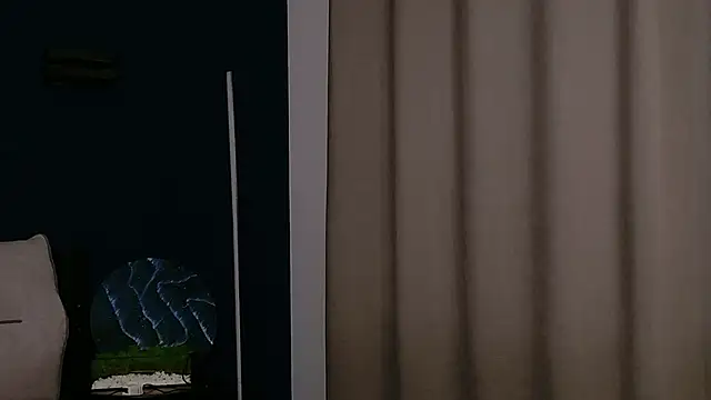 Mila Anders online show from November 17, 6:58 am