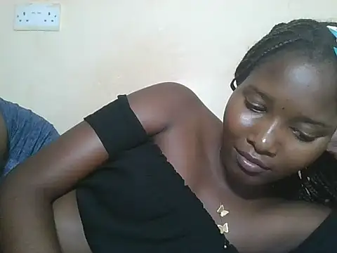 Snapshot of sexyjanett chatting on October 21, 10:03 pm sexyjanett online show from October 21, 10:03 pm