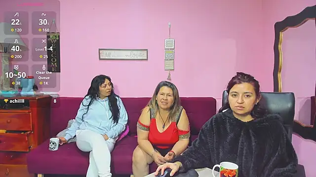 lesbiancuple online show from November 5, 12:49 am