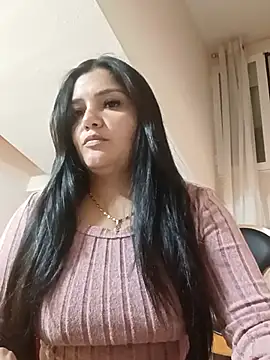 Snapshot of laura_dirtyhot chatting on October 20, 8:12 pm laura dirtyhot online show from October 20, 8:12 pm