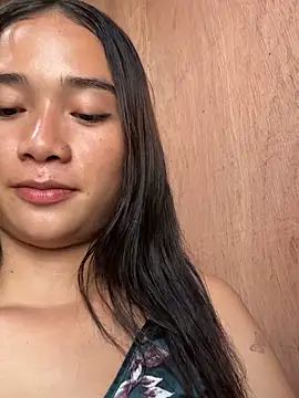 Snapshot of ShinningEthene chatting on March 3, 12:16 am ShinningEthene online show from March 3, 12:16 am