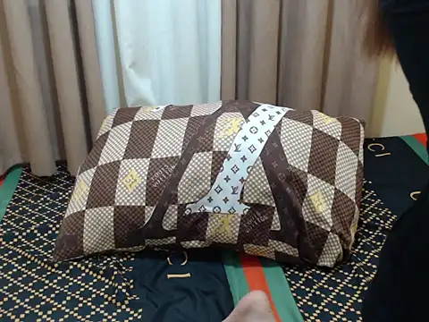 x brittany x online show from November 22, 1:47 pm