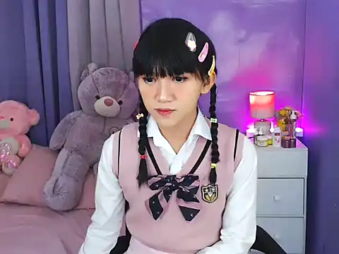 Snapshot of urlovelyfreya chatting on October 9, 5:28 pm urlovelyfreya online show from October 9, 5:28 pm