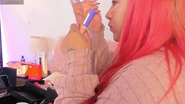 SophieRossi online show from October 17, 1:36 pm