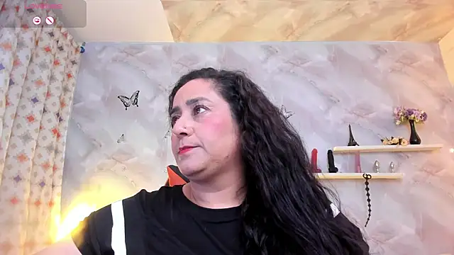 agathaxxx-69 online show from November 1, 8:02 pm