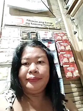 Lovelywoman43 online show from November 6, 8:37 pm