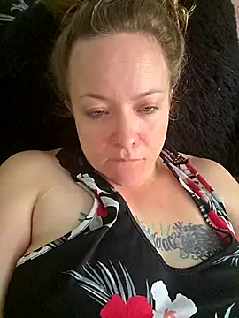 julimonroe online show from February 20, 2:29 pm