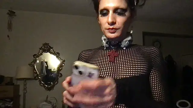 spoilbadkittynow online show from February 4, 7:44 am