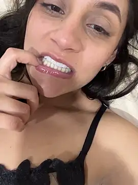 EmmaGrace1999 online show from October 7, 2:38 am