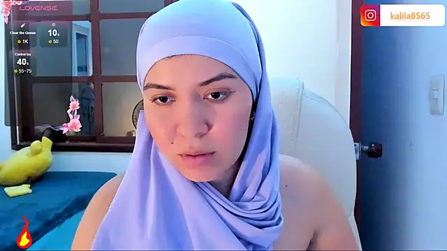 MatchedEyebrow online show from October 28, 8:35 pm