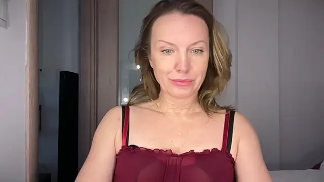 RachellAmazing online show from October 27, 1:06 pm