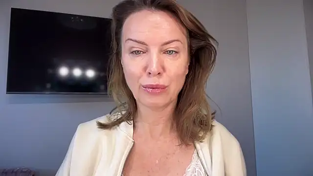 RachellAmazing online show from September 16, 6:10 am