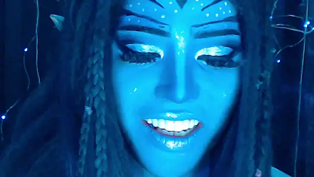 Snapshot of xblue_aivee chatting on October 22, 10:20 am xblue aivee online show from October 22, 10:20 am