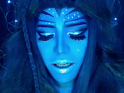 xblue aivee online show from November 23, 6:31 pm