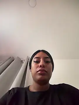 Sara mocca  online show from February 21, 1:50 am