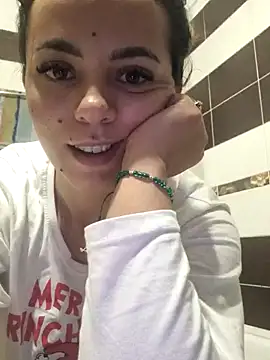 PlayfulElla online show from December 21, 3:05 pm