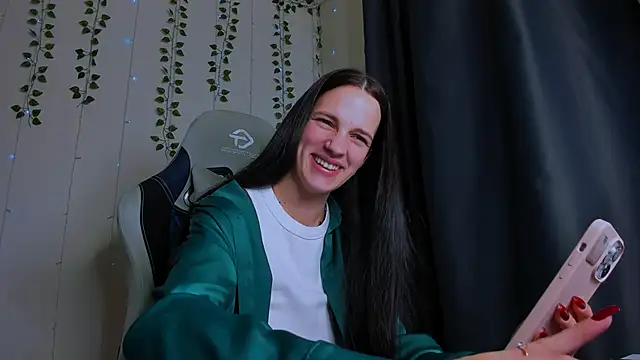 KarlaSim online show from October 18, 8:54 pm