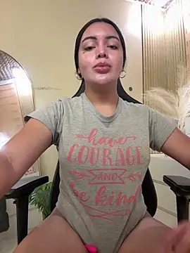 TS-SimplyTheBest online show from November 2, 8:29 am