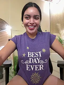 TS-SimplyTheBest online show from February 12, 9:00 am