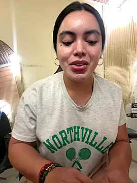 TS-SimplyTheBest online show from October 28, 10:10 am